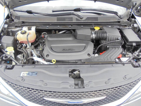 2020 Chrysler Pacifica Touring L