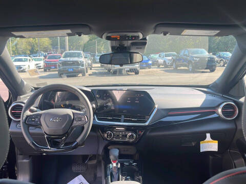 2025 Chevrolet Trax RS