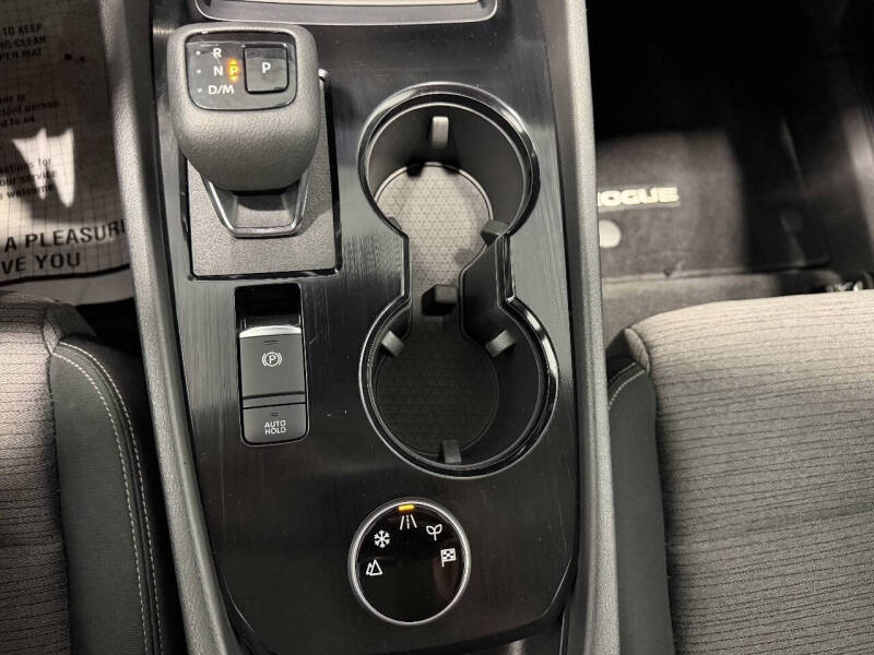 2022 Nissan Rogue S