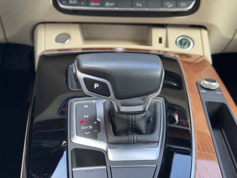 2022 Audi Q5 quattro S line Premium 45 TFSI