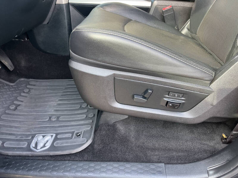 2017 RAM 1500 Laramie