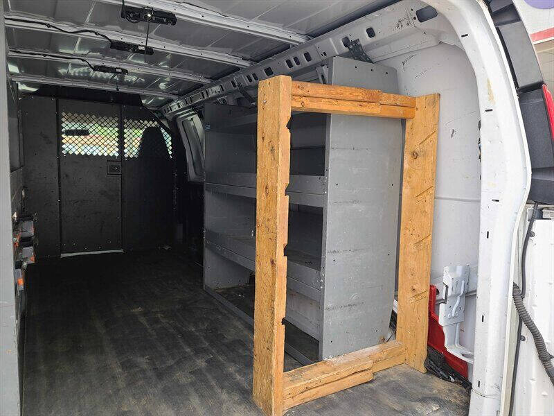 2018 GMC Savana 2500