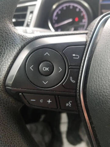 2020 Toyota Camry LE