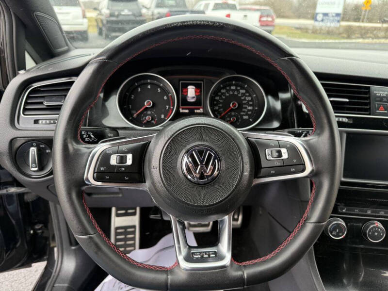 2017 Volkswagen Golf GTI
