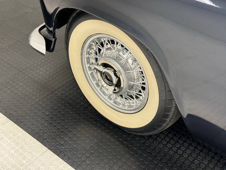 1955 Ford Thunderbird