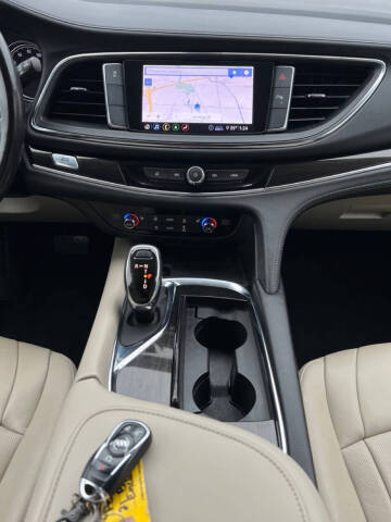 2021 Buick Enclave Essence