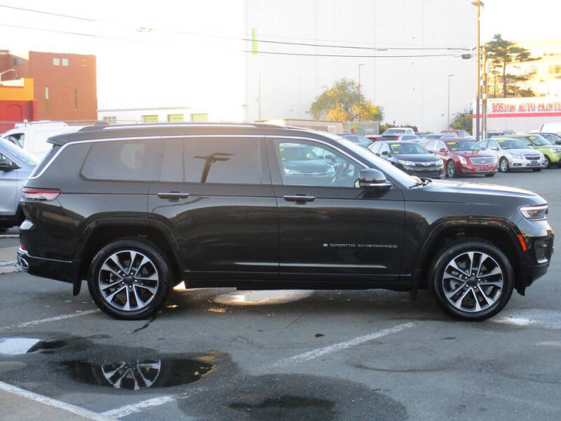 2023 Jeep Grand Cherokee L Overland