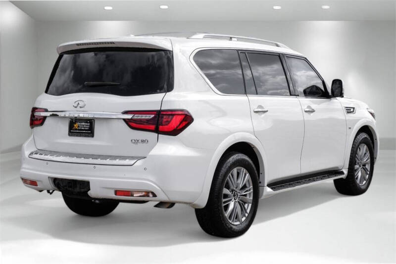 2019 Infiniti QX80 Luxe