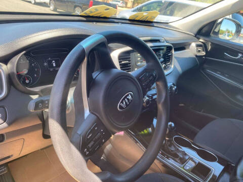 2017 Kia Sorento L