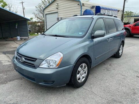 2007 Kia Sedona for sale at Silver Auto Partners in San Antonio TX