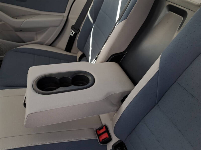 2026 Volkswagen Jetta SE