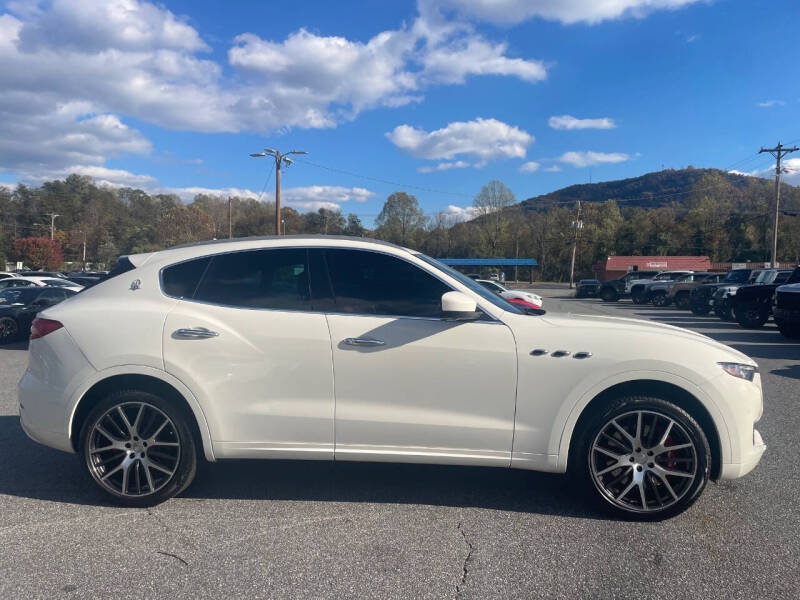 2017 Maserati Levante S