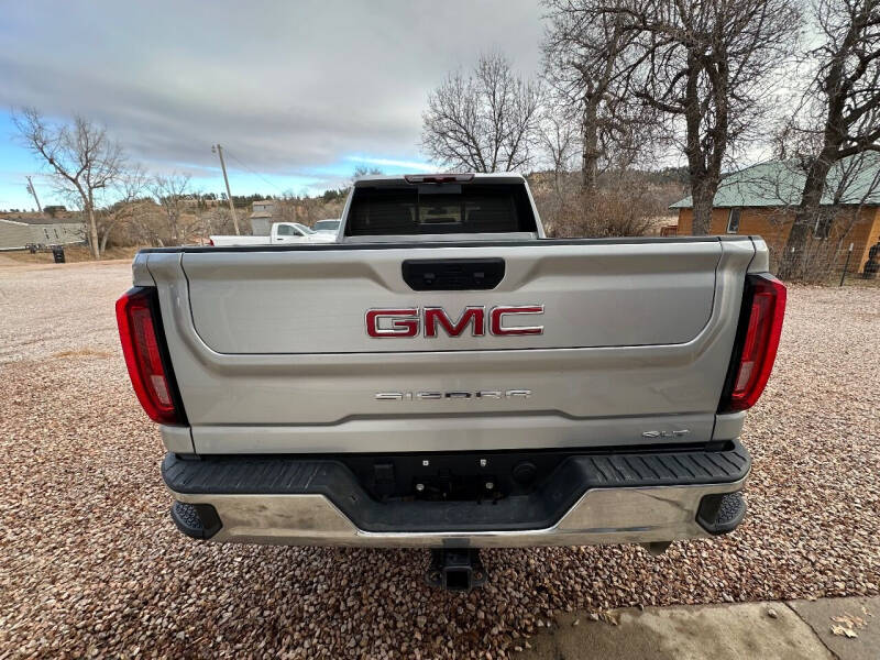 2022 GMC Sierra 2500HD SLT photo 8