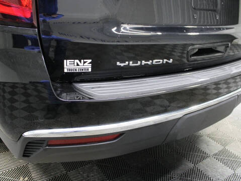 2024 GMC Yukon XL SLT