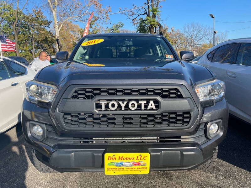 Used 2017 Toyota Tacoma SR5 with VIN 3TMDZ5BN7HM028027 for sale in Passaic, NJ