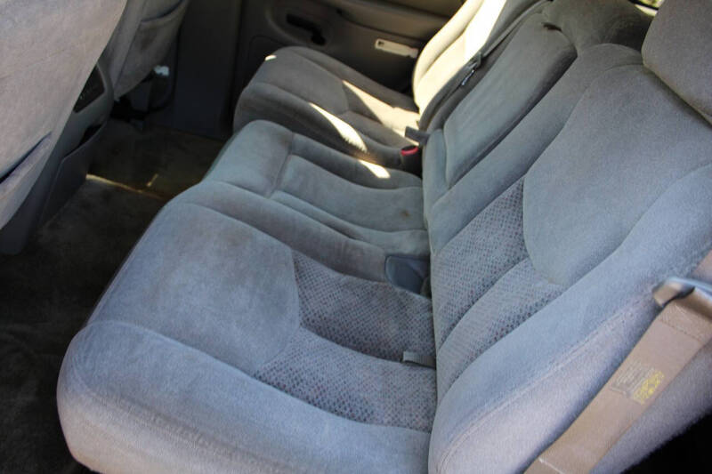 2003 Chevrolet Tahoe LS