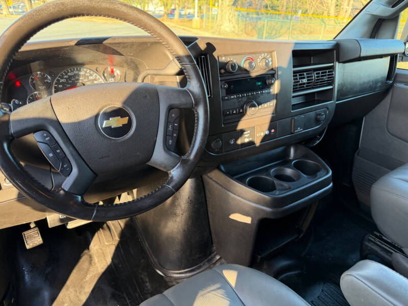 2021 Chevrolet Express 2500