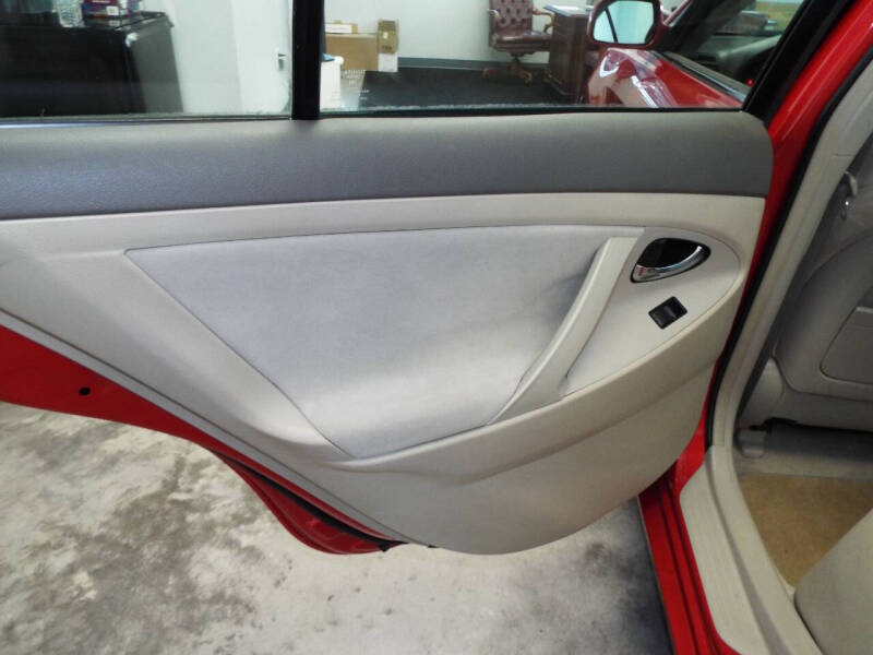 2007 Toyota Camry LE