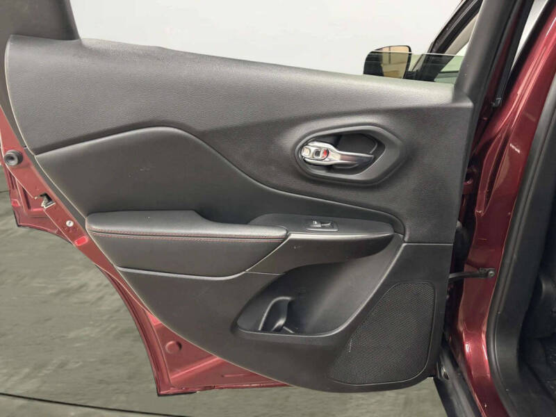 2020 Jeep Cherokee Trailhawk