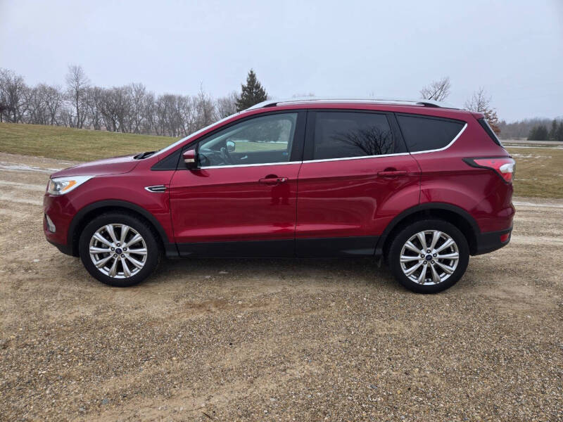 2017 Ford Escape Titanium's photo
