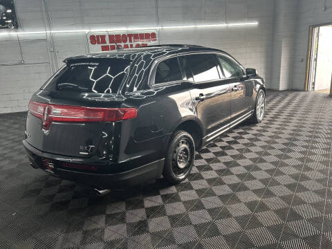 2012 Lincoln MKT EcoBoost