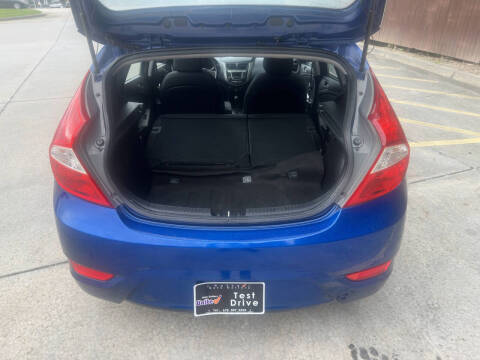 2016 Hyundai Accent SE