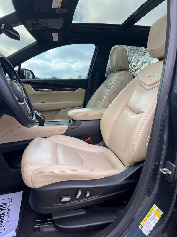 2019 Cadillac XT5 Luxury