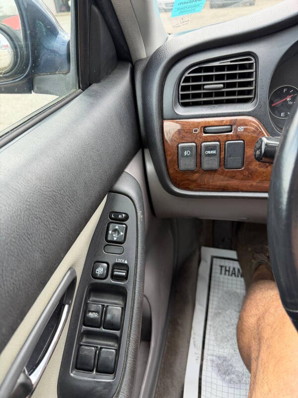2003 Subaru Legacy L