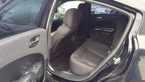 2013 Dodge Charger SE