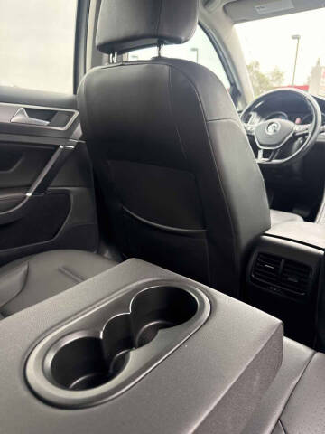 2015 Volkswagen e-Golf SEL Premium