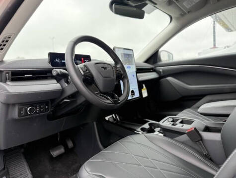 2025 Ford Mustang Mach-E Select