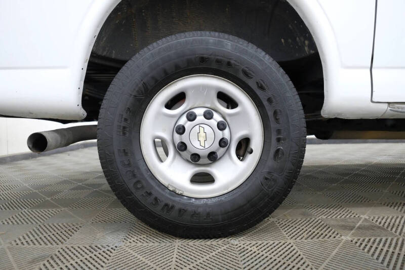 2021 Chevrolet Express 2500