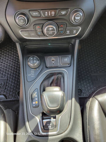 2019 Jeep Cherokee Trailhawk