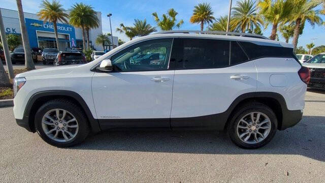 2023 GMC Terrain SLT