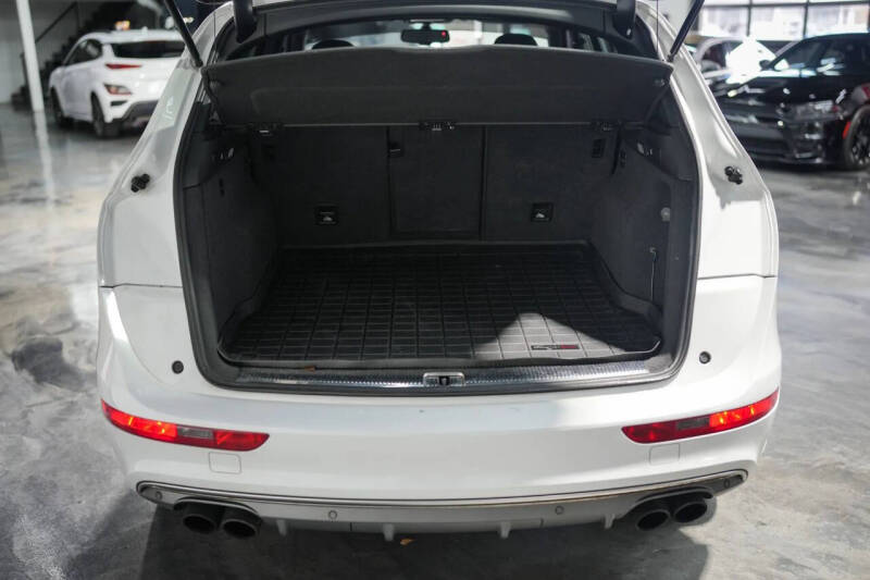 2014 Audi SQ5 3.0T quattro Premium Plus