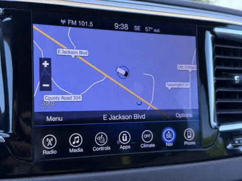 2017 Chrysler Pacifica Touring-L Plus