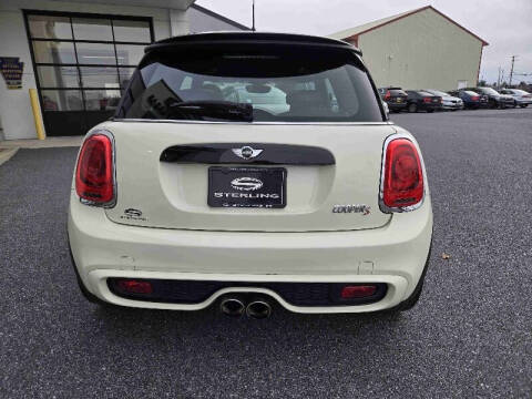 2016 MINI Hardtop 2 Door Cooper S