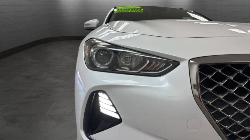 2020 Genesis G70