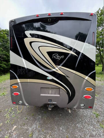2013 Itasca Reyo 25T