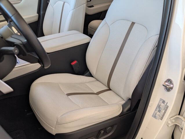 2025 Mazda CX-90 Plug-in Hybrid Premium Plus