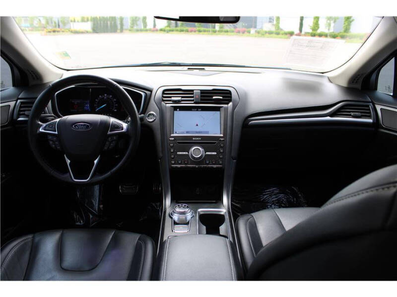 2017 Ford Fusion Titanium
