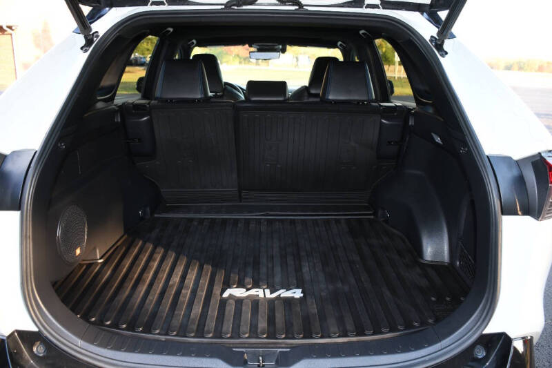 2020 Toyota RAV4 Hybrid XSE