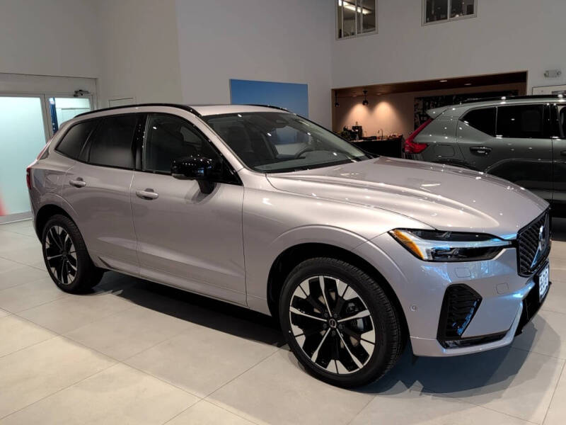 2026 Volvo XC60 B5 Plus