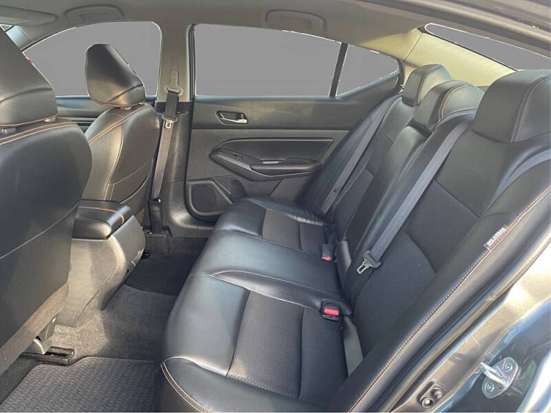 2022 Nissan Altima 2.5 SR