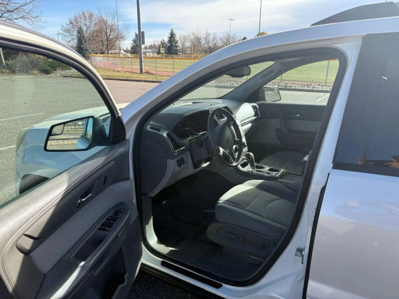 2014 GMC Acadia SLE-2