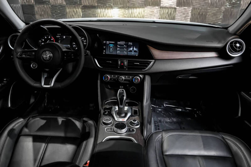 2021 Alfa Romeo Giulia