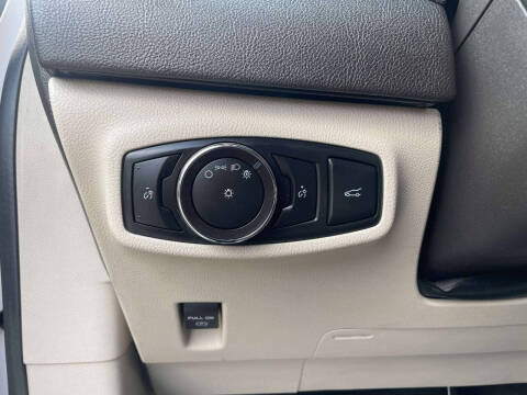 2017 Lincoln MKC Select