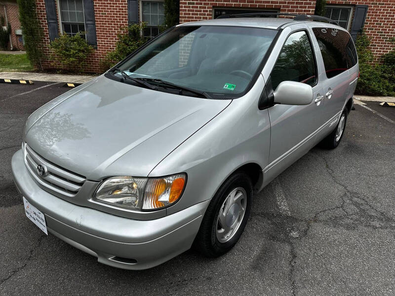 2002 Toyota Sienna LE