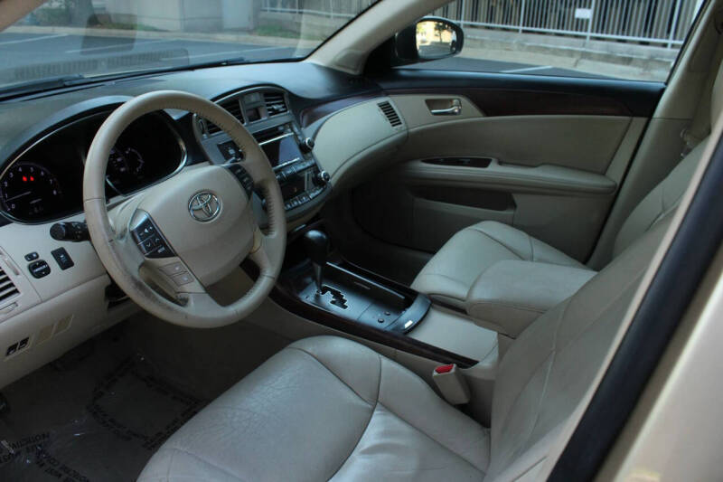 2011 Toyota Avalon