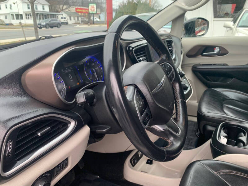 2018 Chrysler Pacifica Touring L